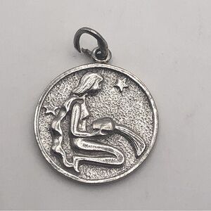 Vtg Sterling Silver Aquarius Horoscope Mini Charm Bracelet Charm